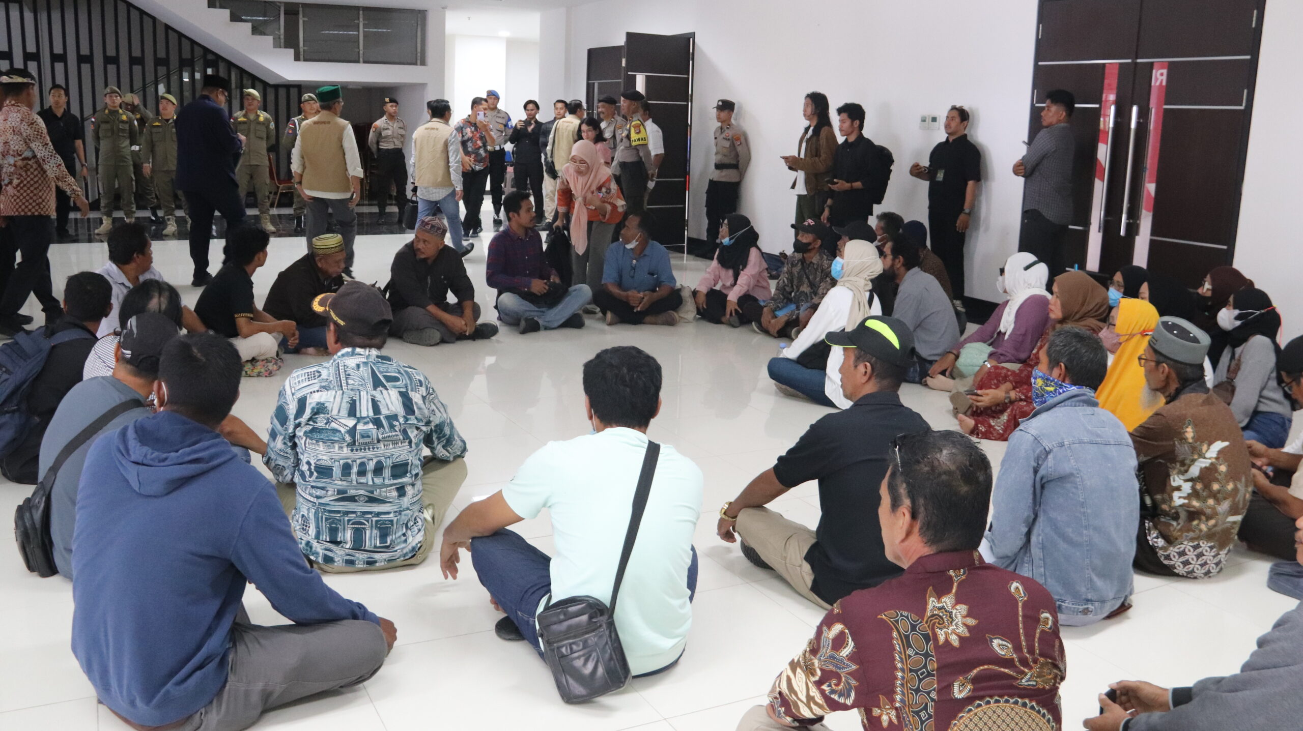 Aksi Warga